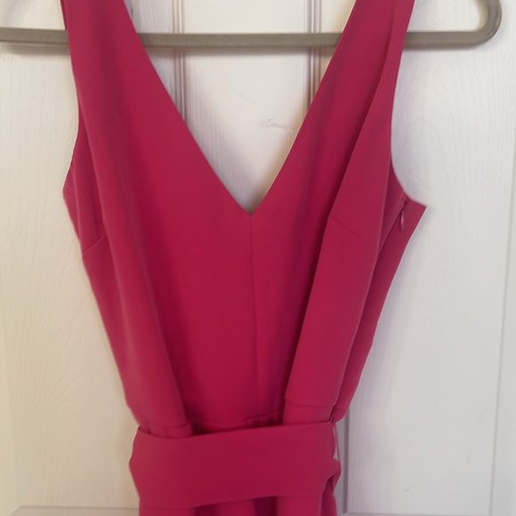 Sam Edelman —-Hot pink jumpsuit- crop style- sleek style -Gorgeous on - Picture 4 of 4